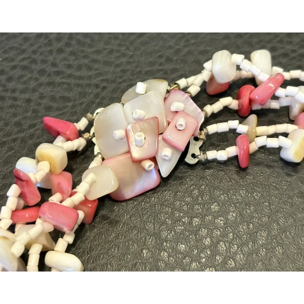 Vintage 5 Multi Strand Mother Of Pearl Chip Chunky Spring Summer Boho Necklace